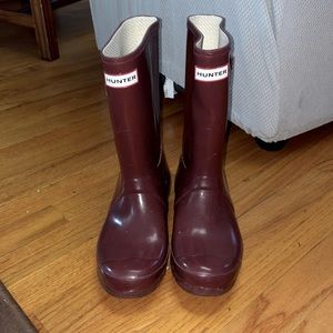 Maroon medium Hunter rain boots